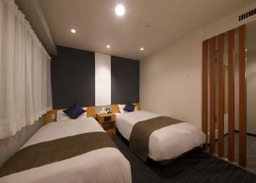 Via Inn Himeji Bagian luar foto
